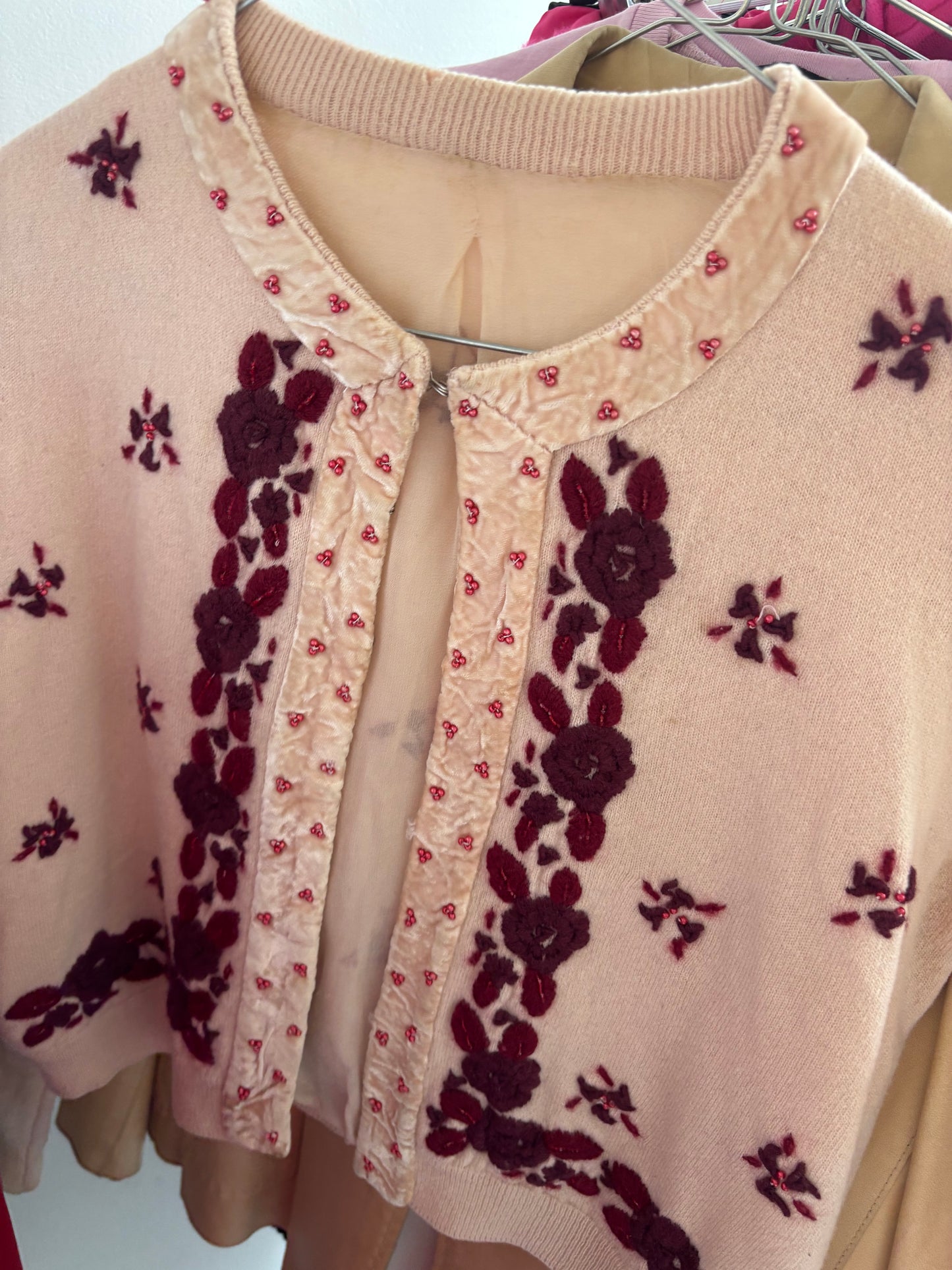 Vintage Beige Appliquéd Cardigan