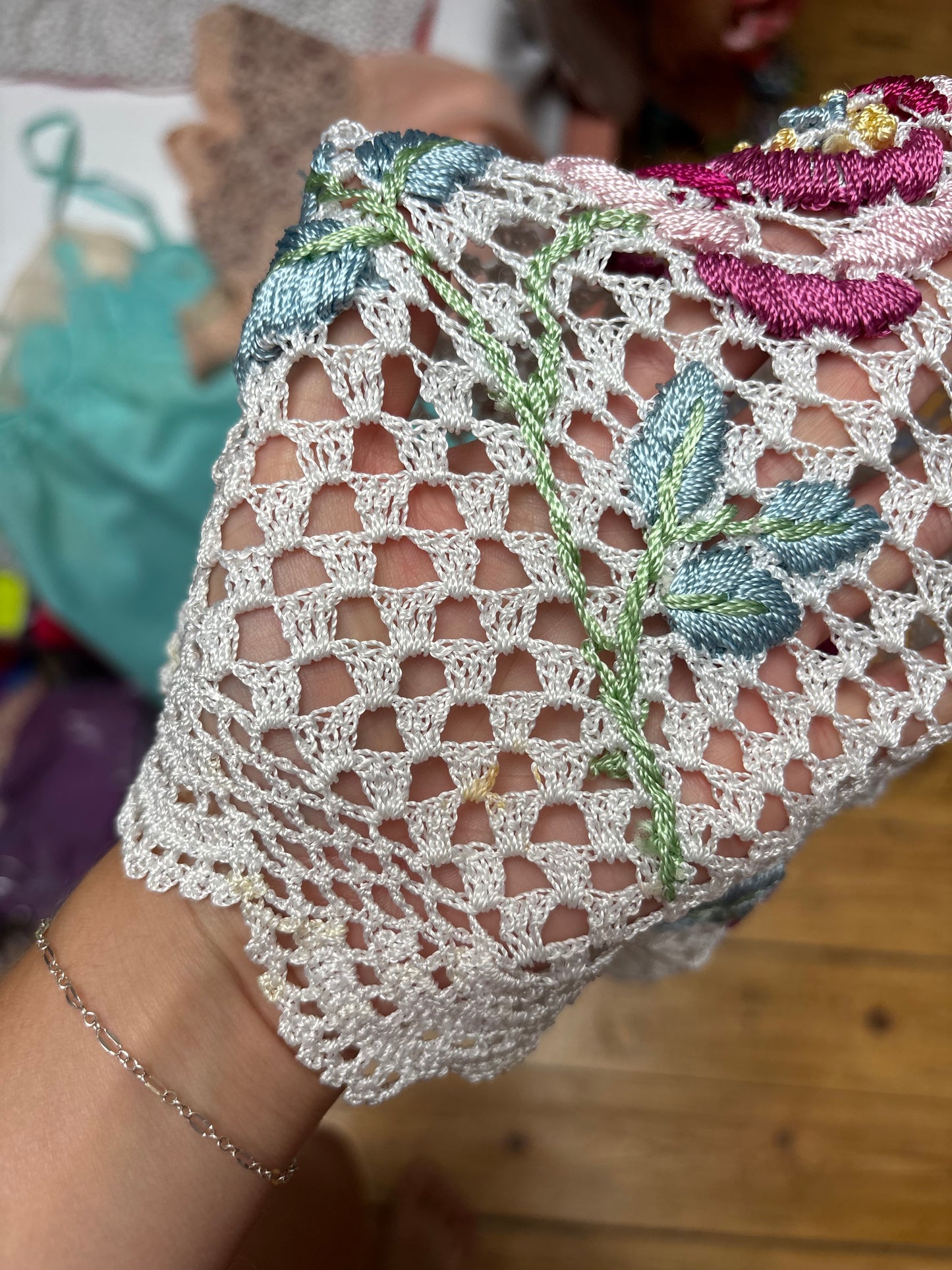 Kit White Crochet Embroidered Top