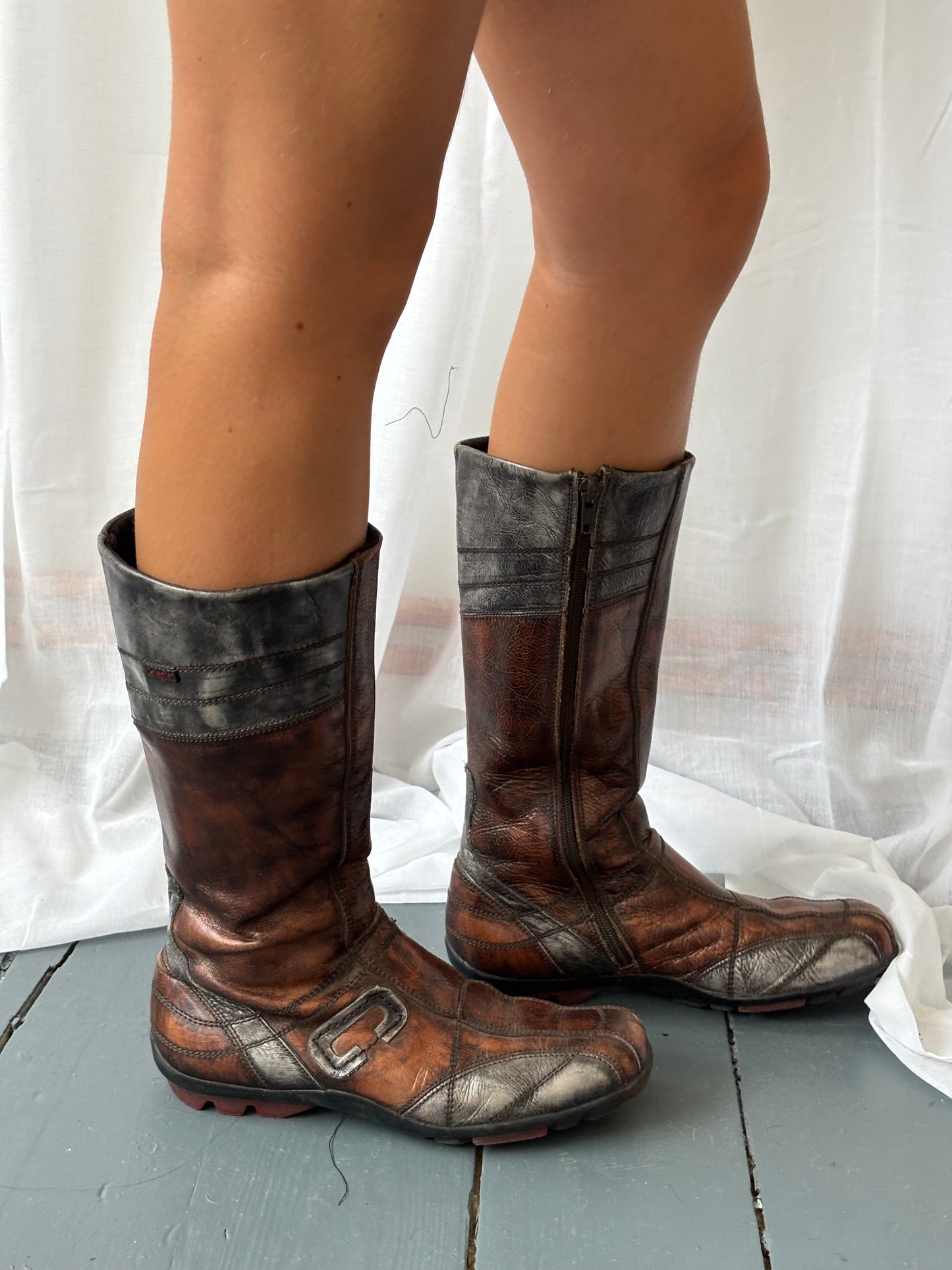 Callagilan Brown Metallic Boots