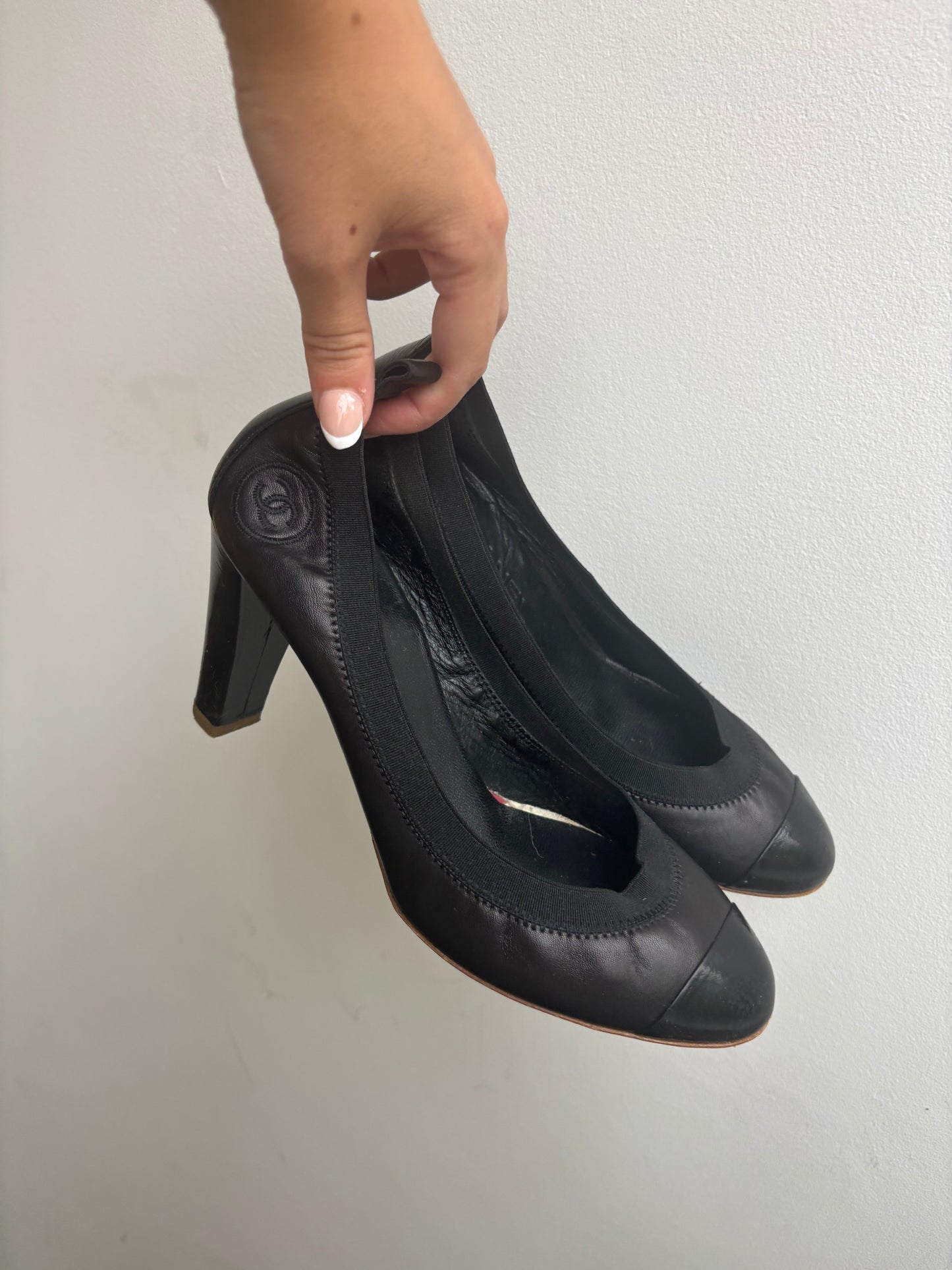 Chanel Black Leather Pumps
