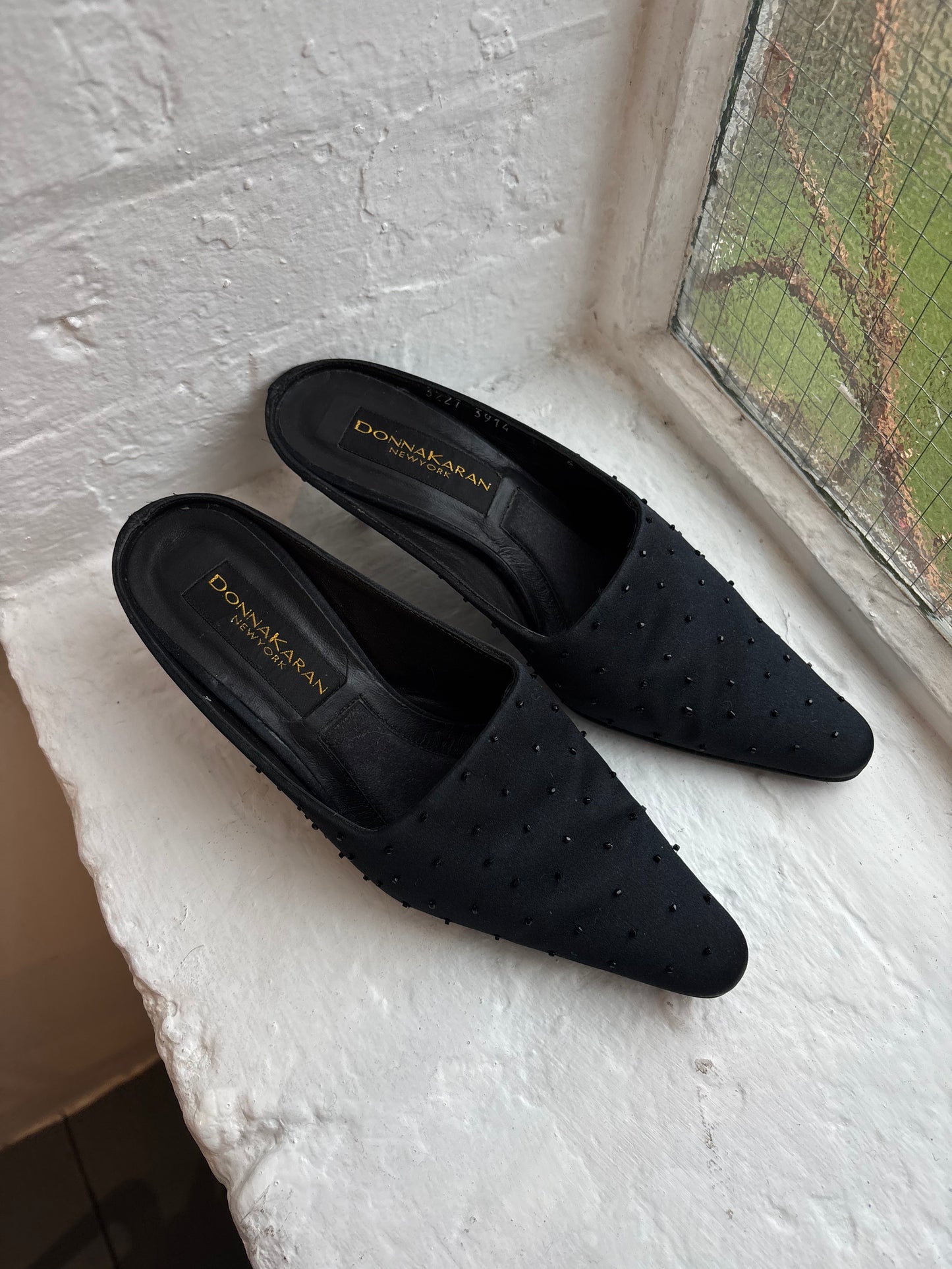 Donna Karan 90s Black Kitten Heels