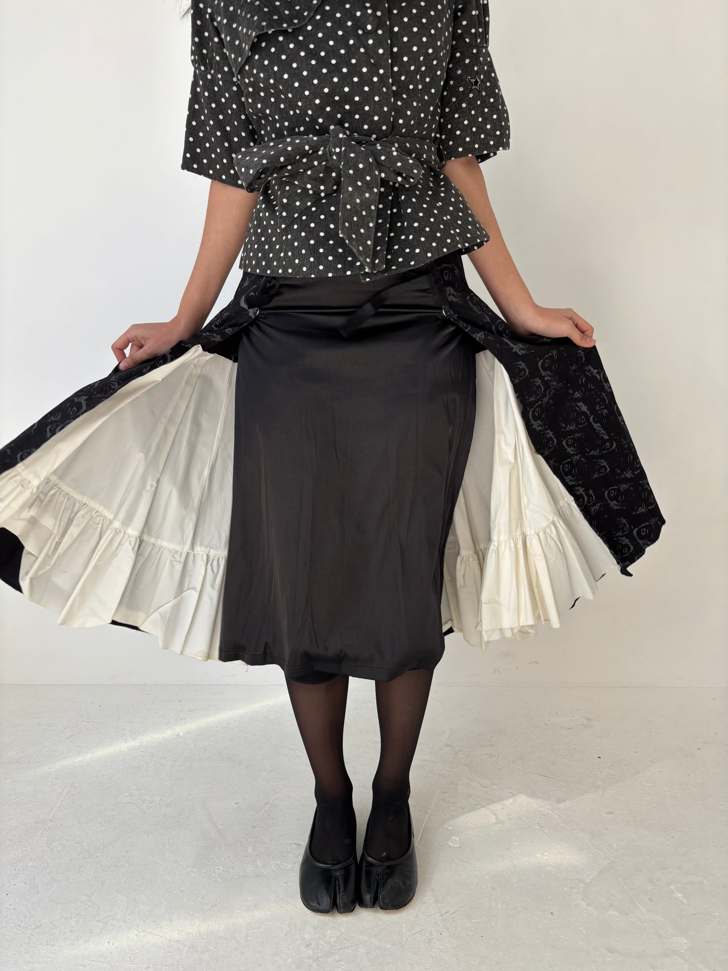 Andy Warhol by Cultura Black Skirt