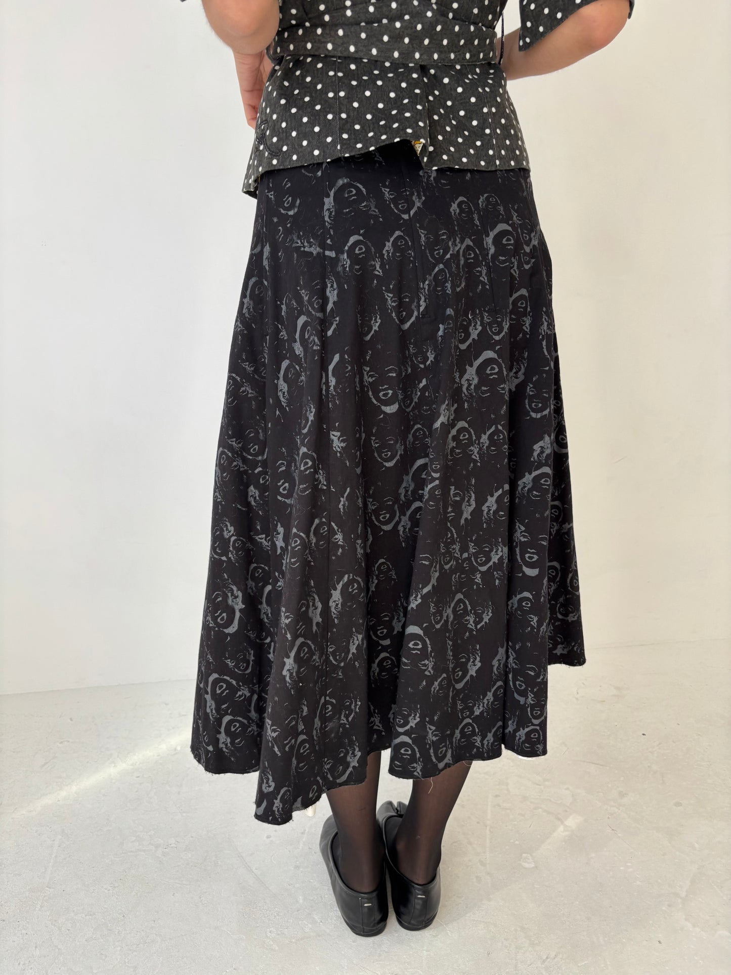 Andy Warhol by Cultura Black Skirt