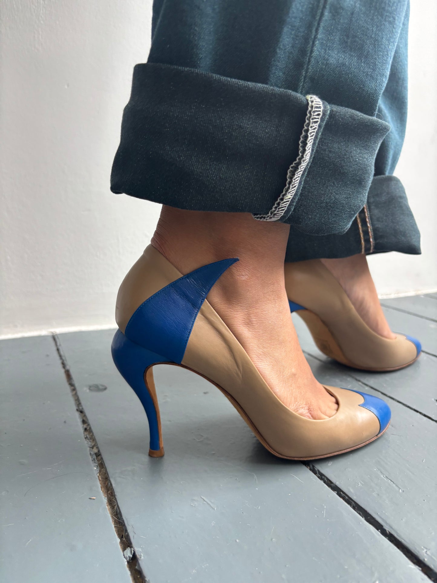 Fendi Beige/Blue Leather Heels
