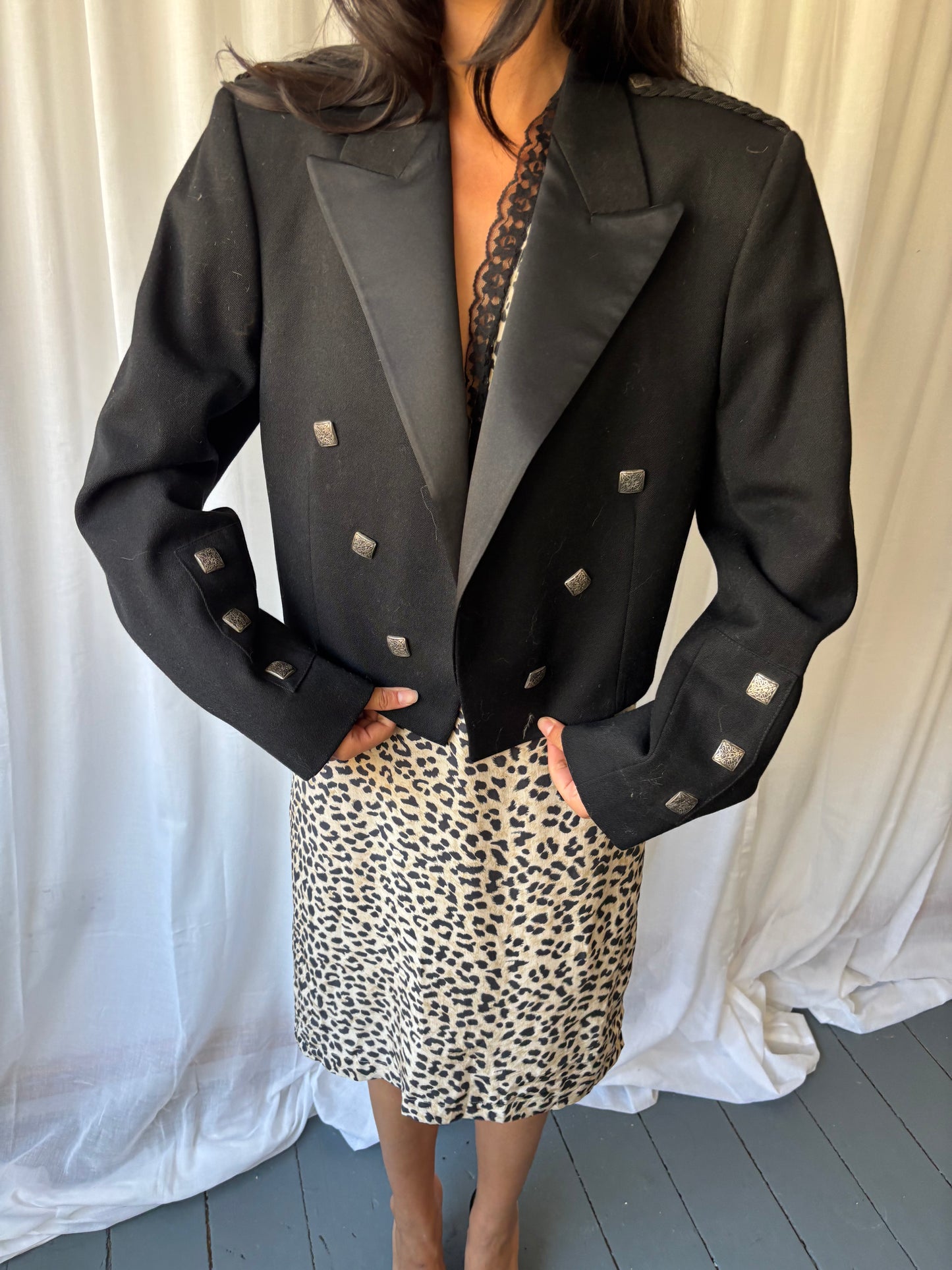 Vintage Scottish Black Cropped Blazer