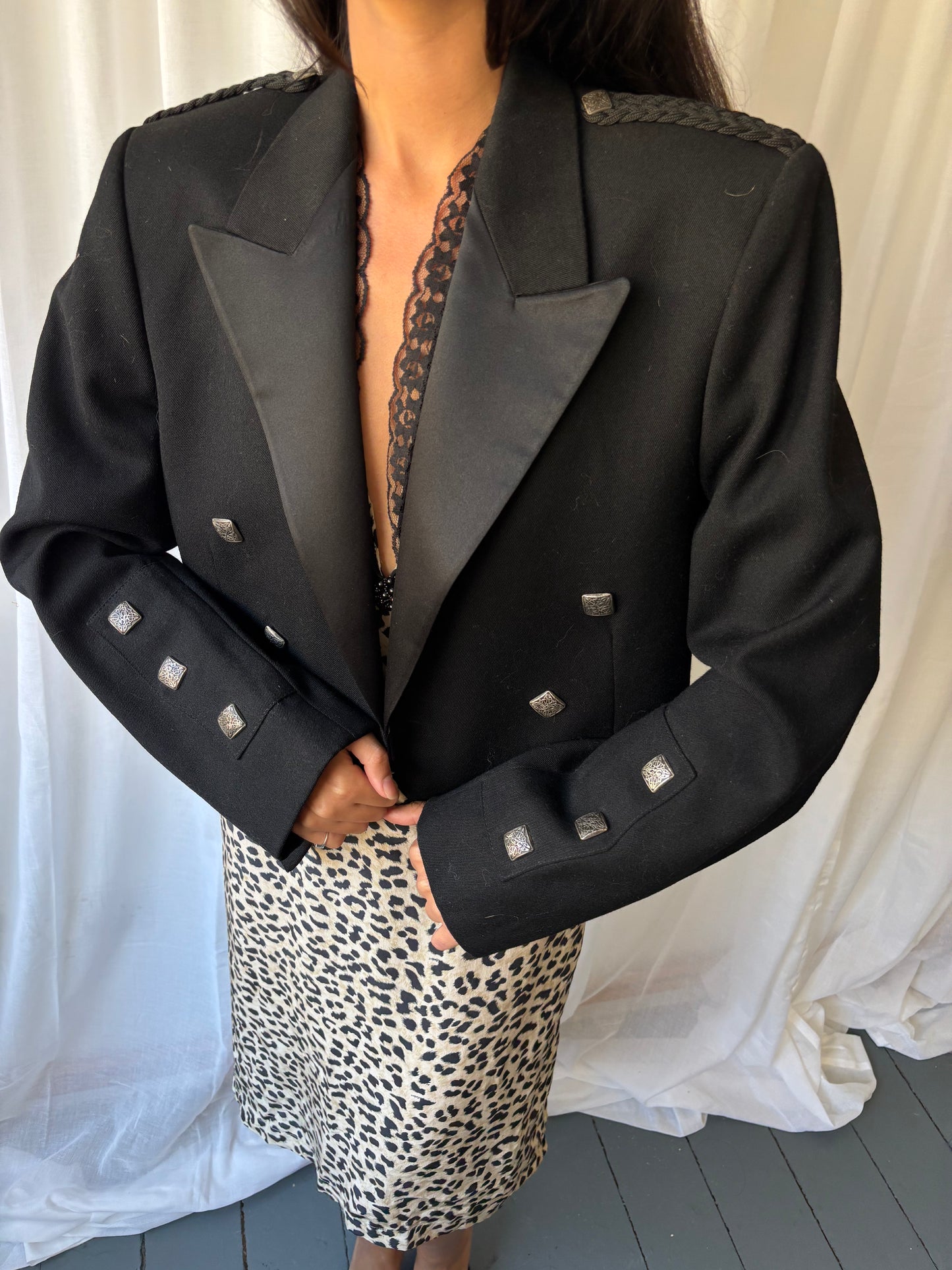 Vintage Scottish Black Cropped Blazer