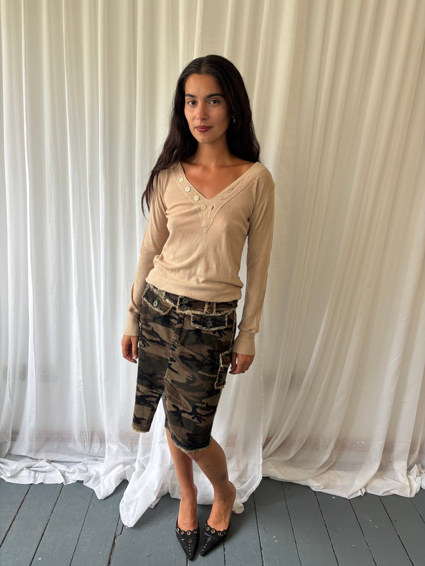 Vintage Beige V Neck Knit