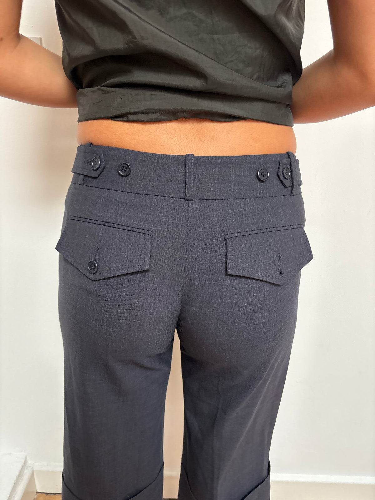 BCBG Max Azria Dark Grey Capris