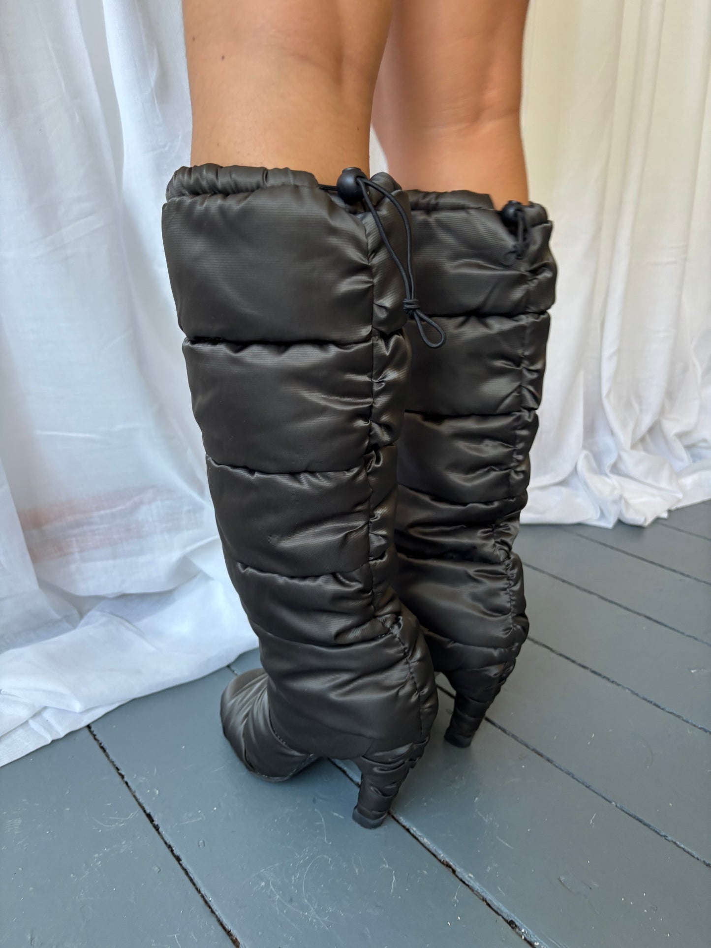 United Nude Grey Puffer Boots