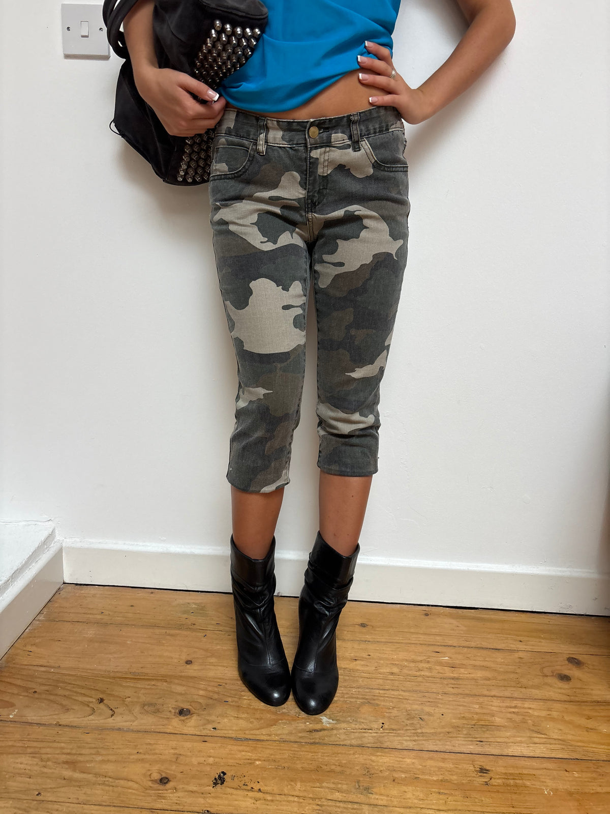 Billabong Camo Print Capris