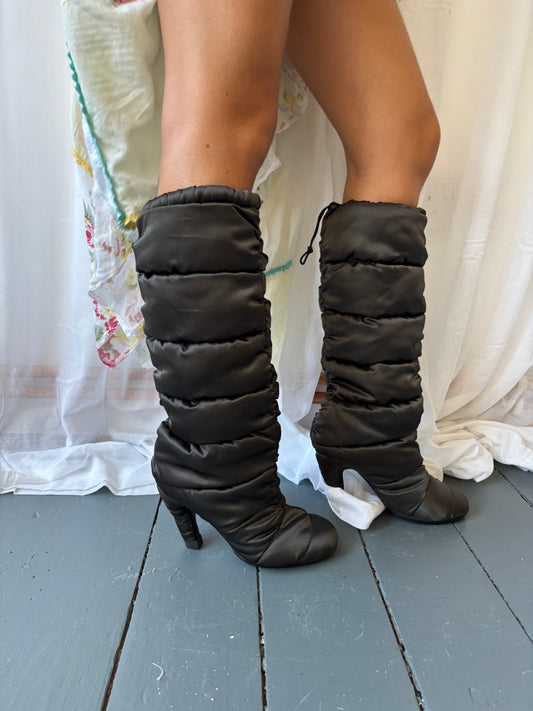 United Nude Grey Puffer Boots