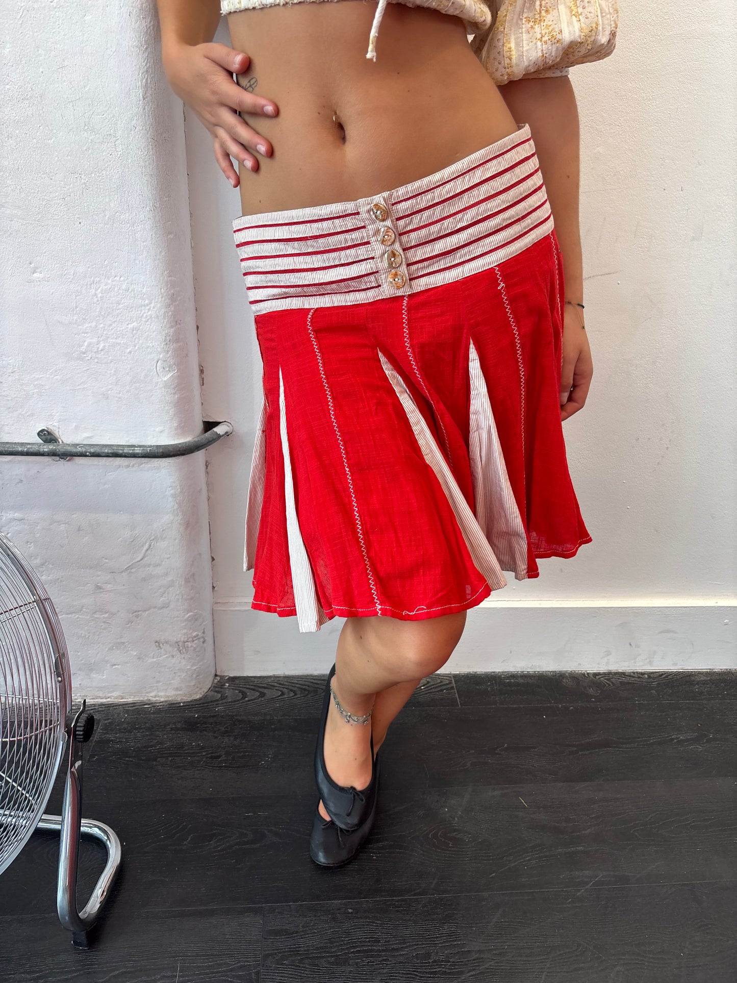 Tommy Hilfiger Red Pleated Skirt