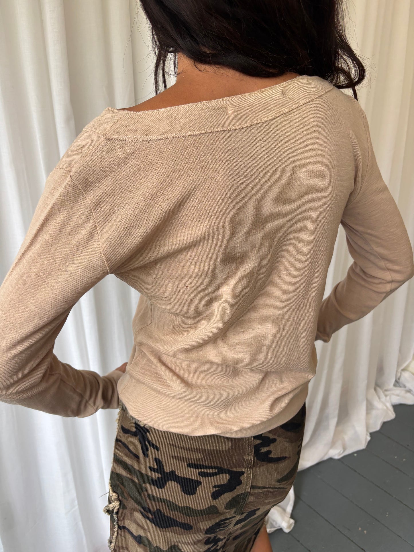 Vintage Beige V Neck Knit