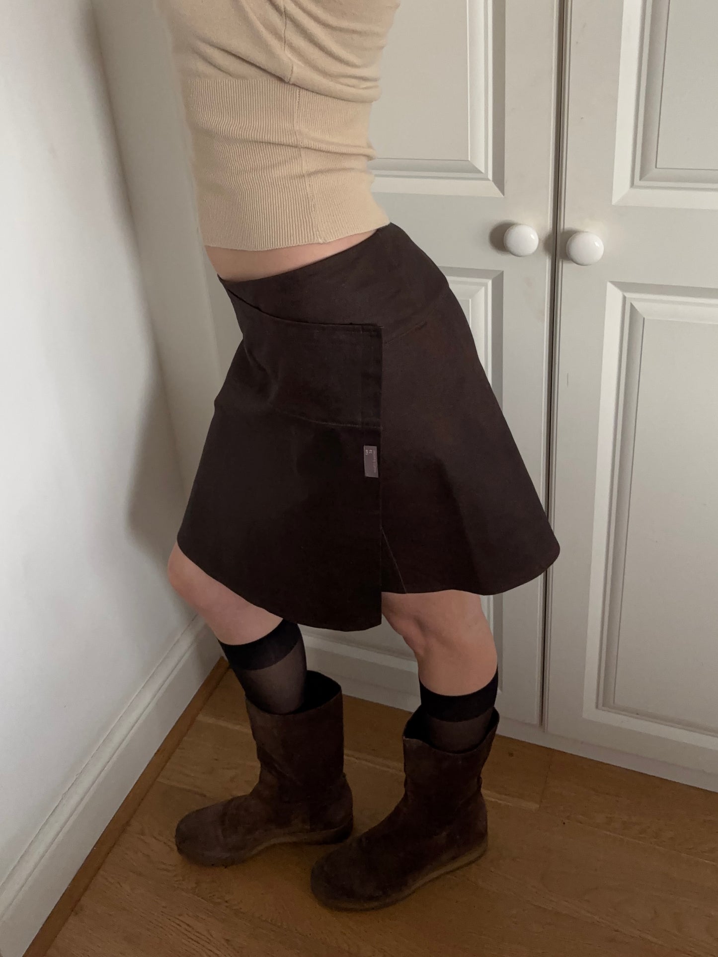 Créatif-à-Porter Brown Asymmetric Skirt