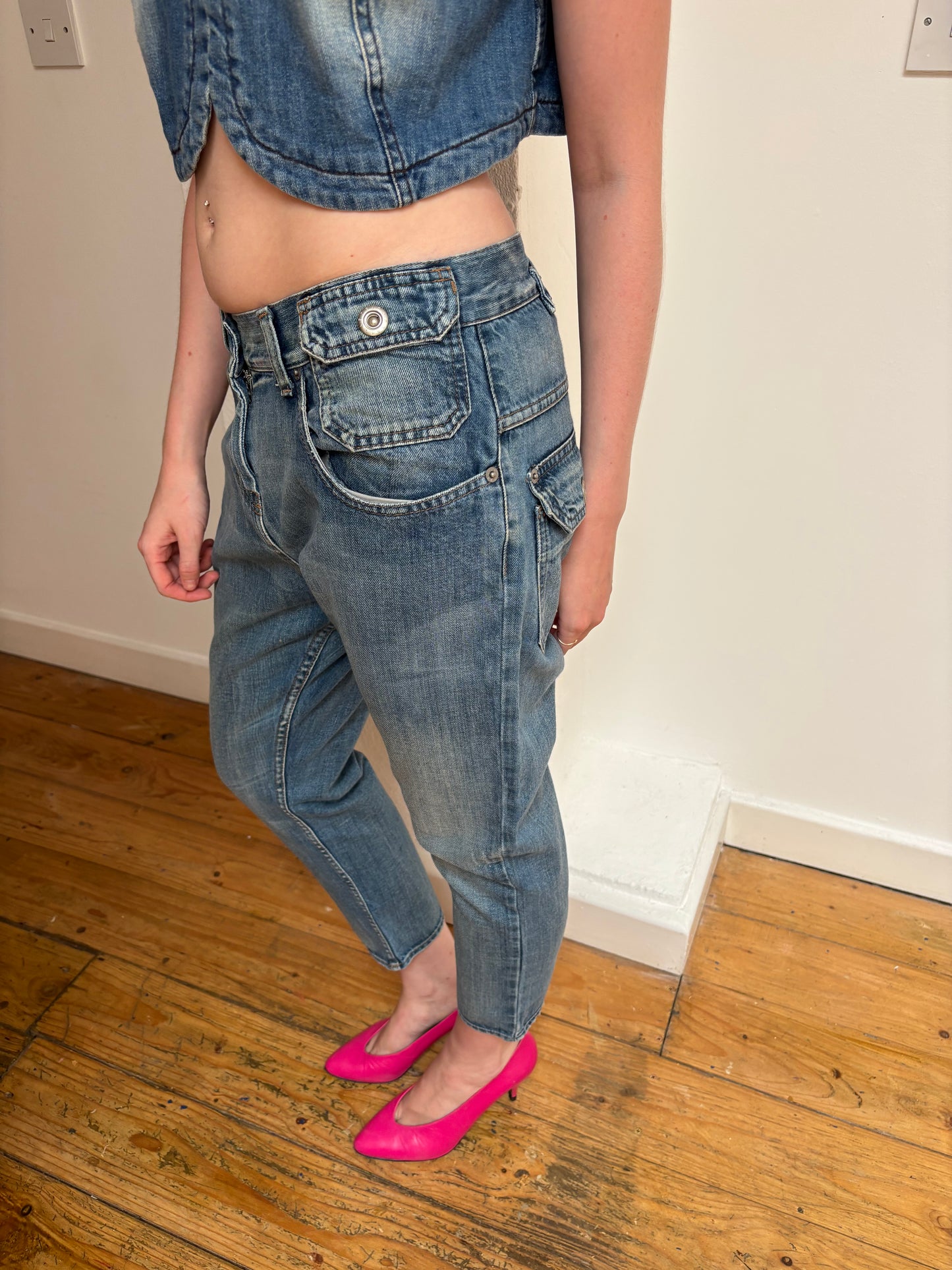 Sisley Blue Denim Capris