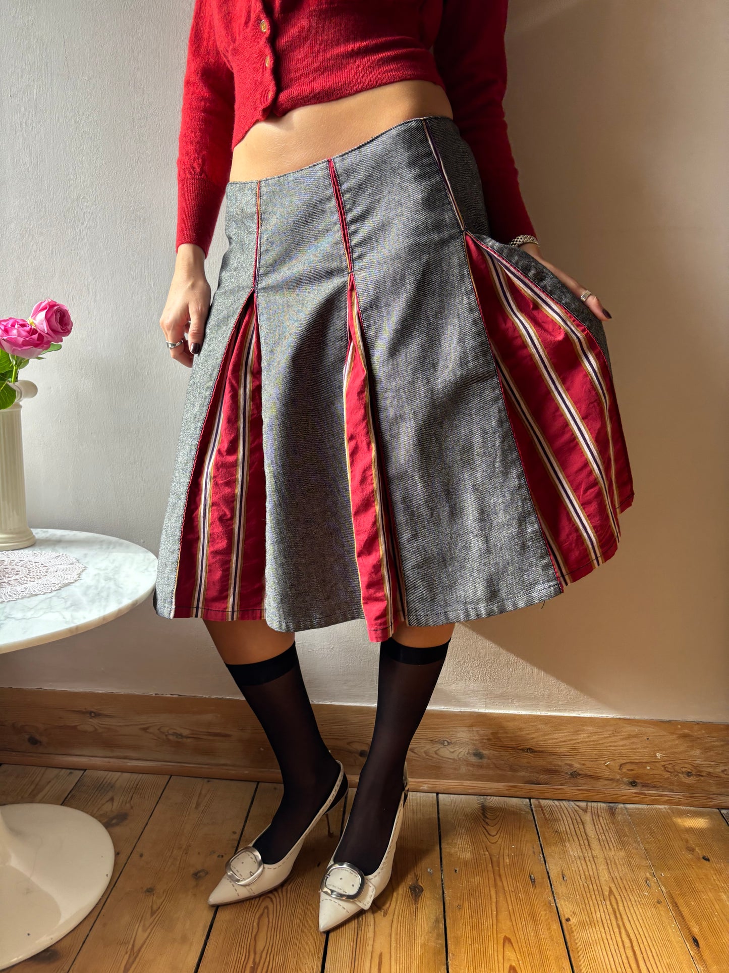 Fornarina Grey Pleated Skirt