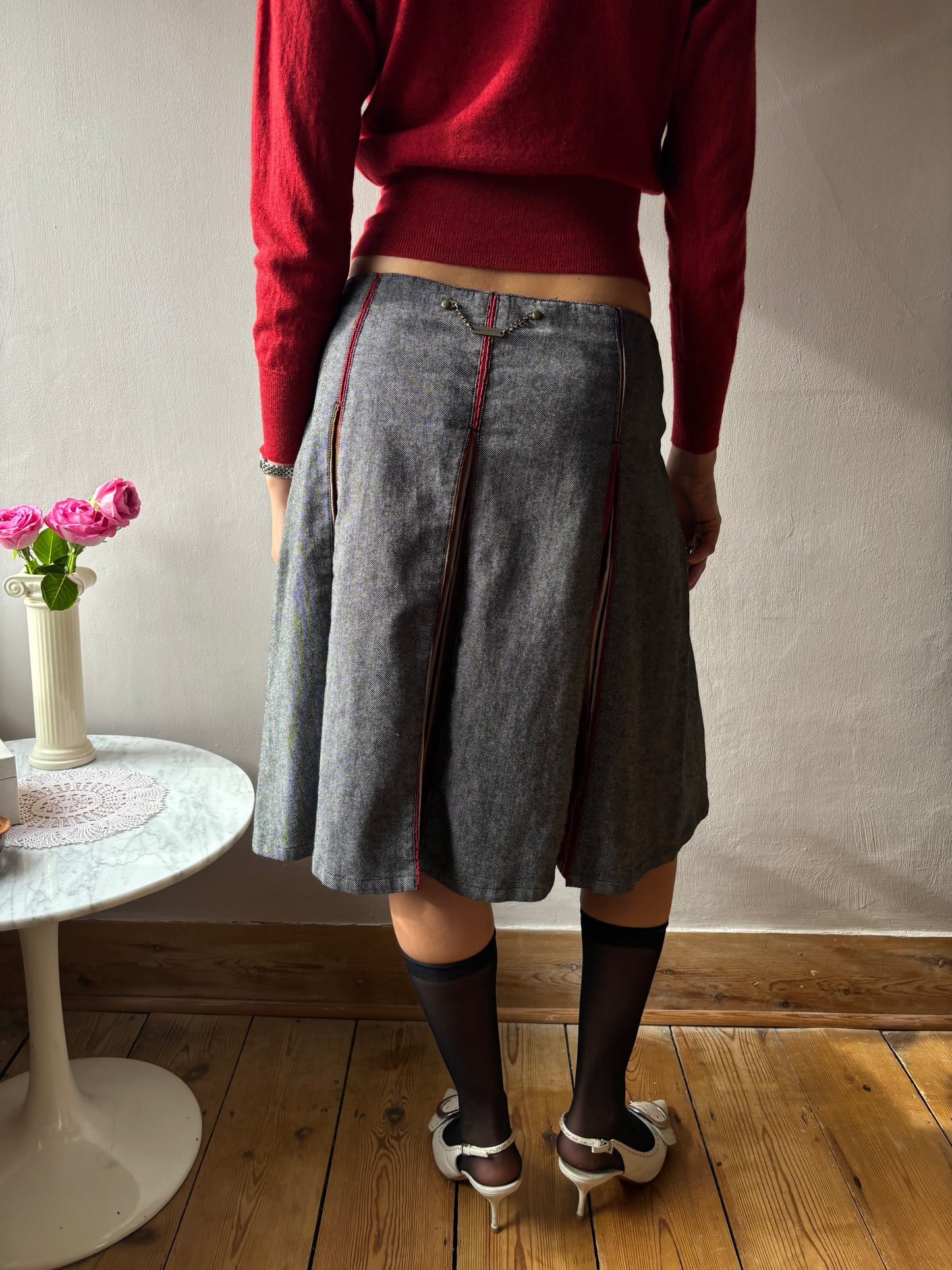 Fornarina Grey Pleated Skirt