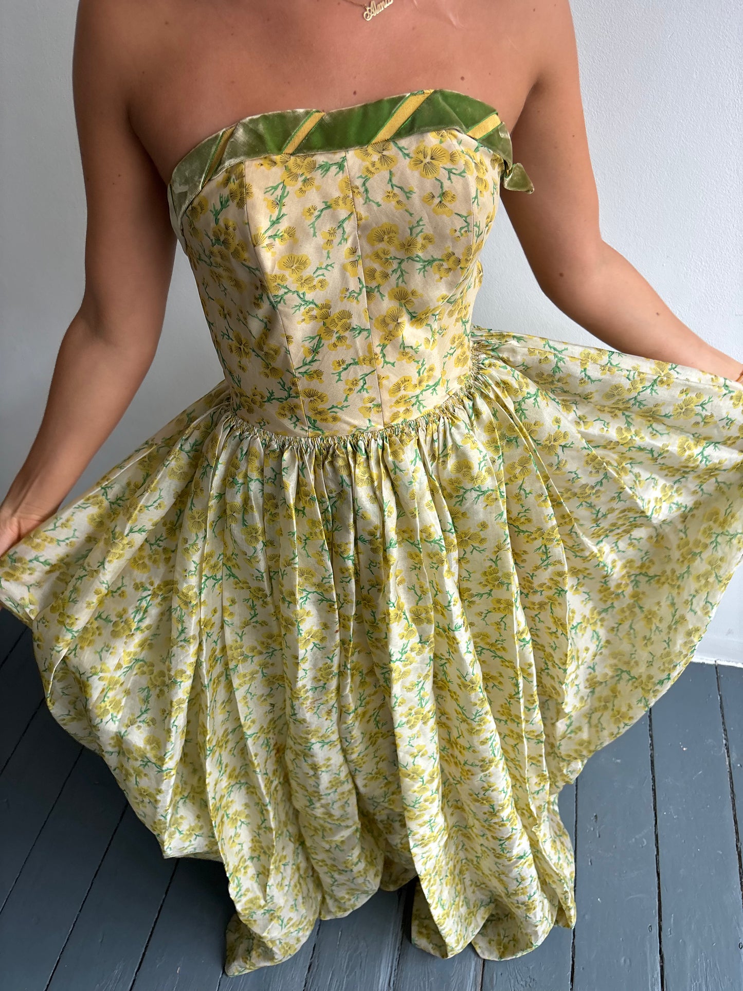 Vintage 1950s Yellow Flower Ball Gown