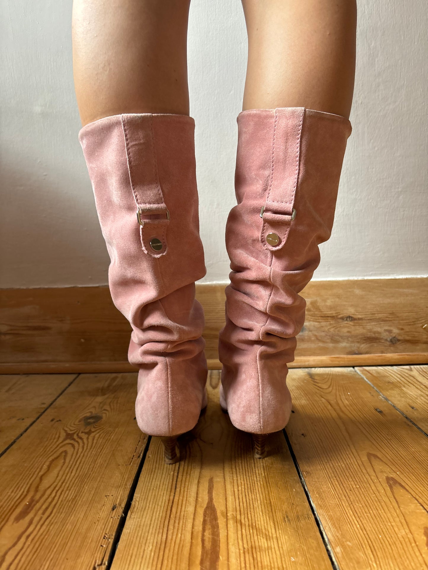 Karen Millen Pink Suede Boots