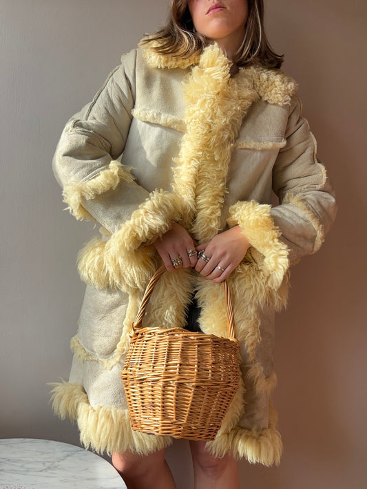 Vintage 1970s Cream Sheepskin Coat