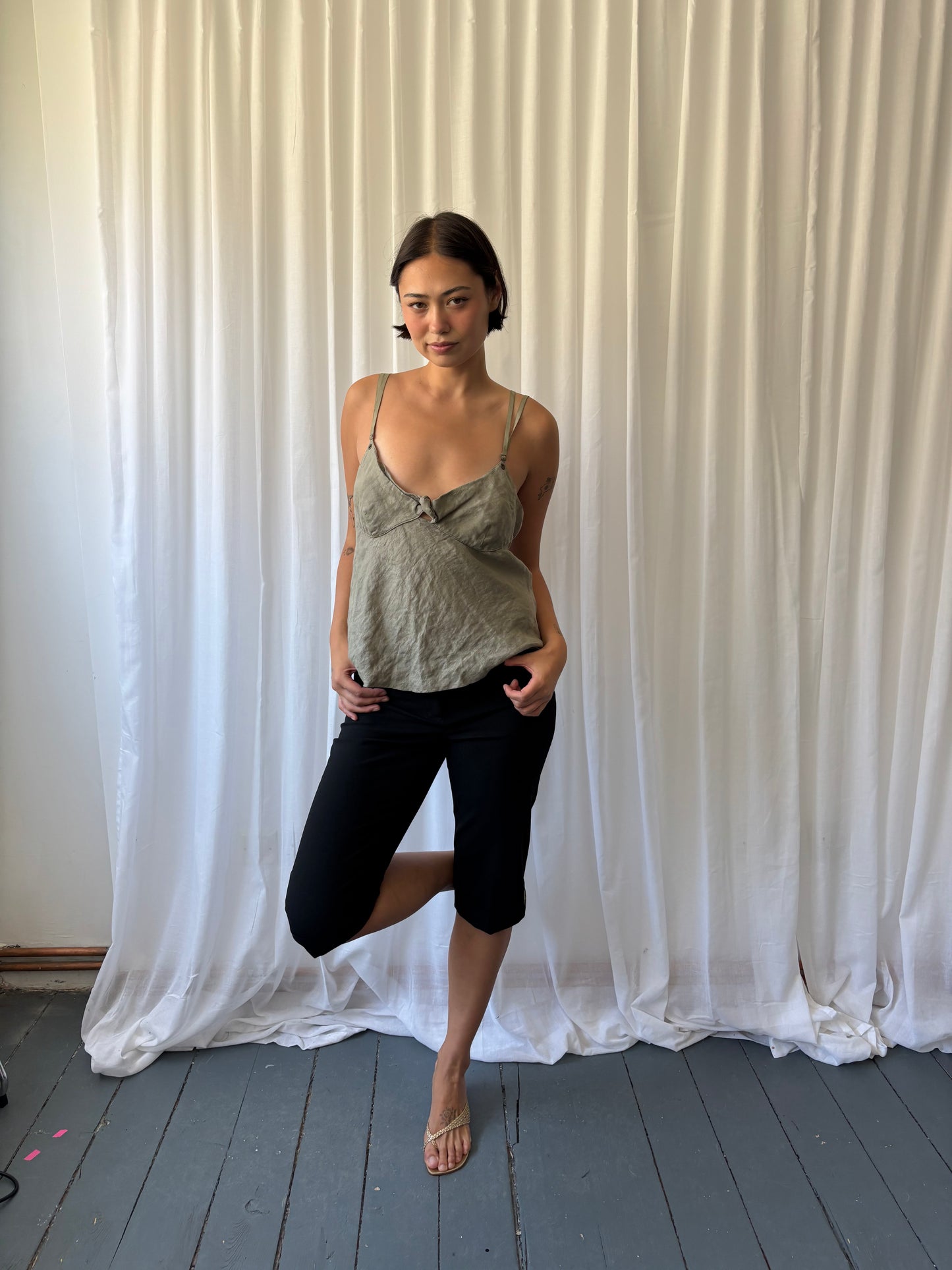 Express Black Tailored Capris