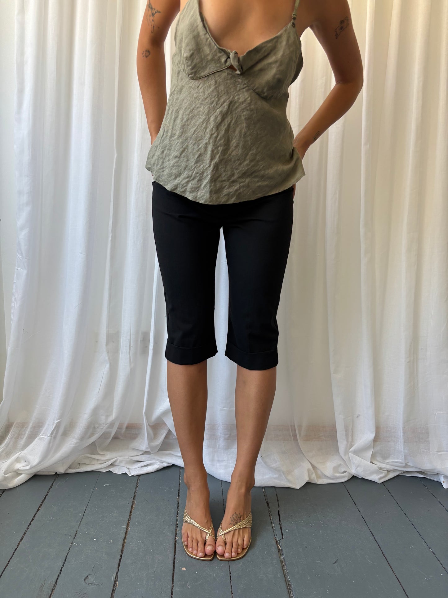 Express Black Tailored Capris