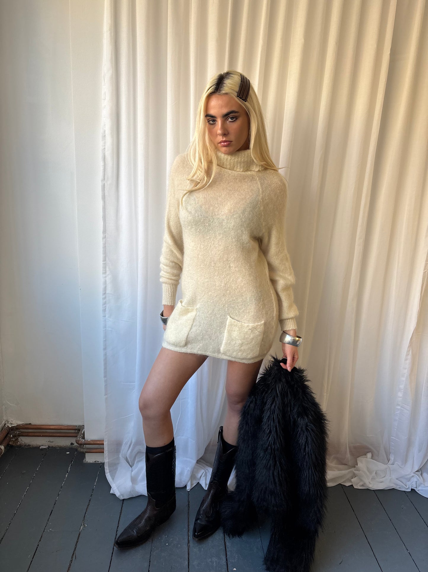 Anne Klein Cream Knit Dress