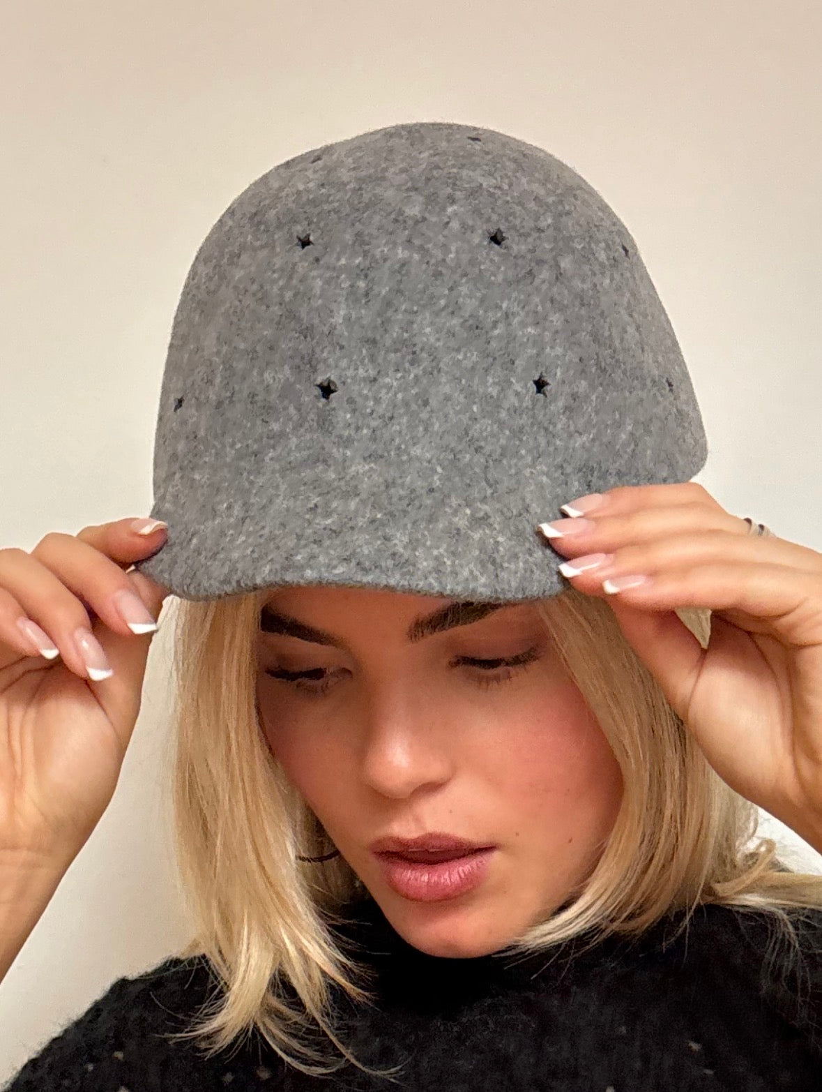Karl Largerfeld Grey Wool Hat