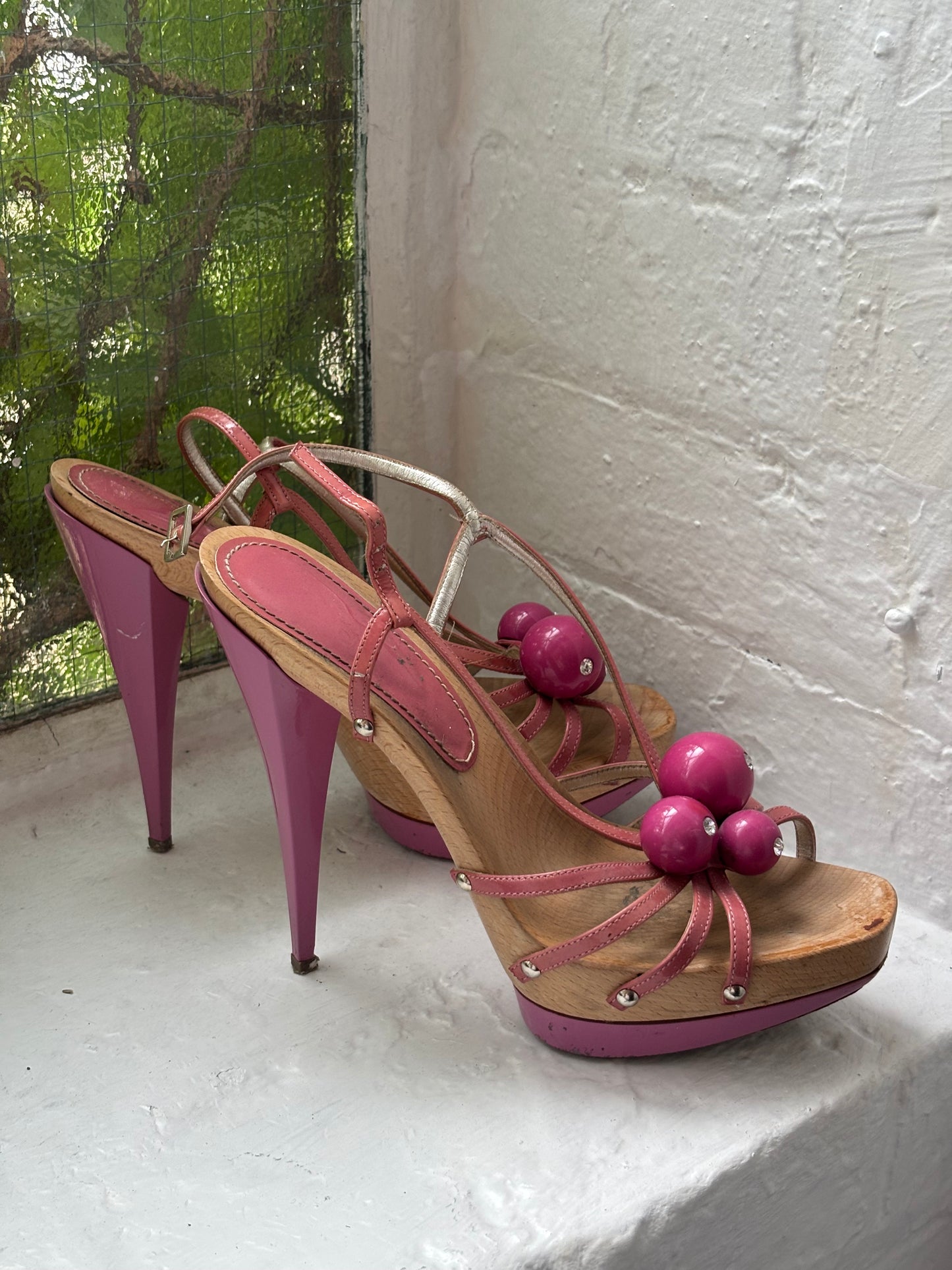 Vintage Pink Wood Heels