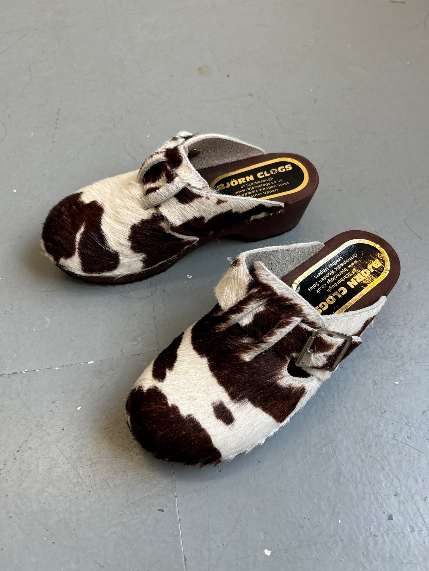 Bjorn Cowhide Clogs