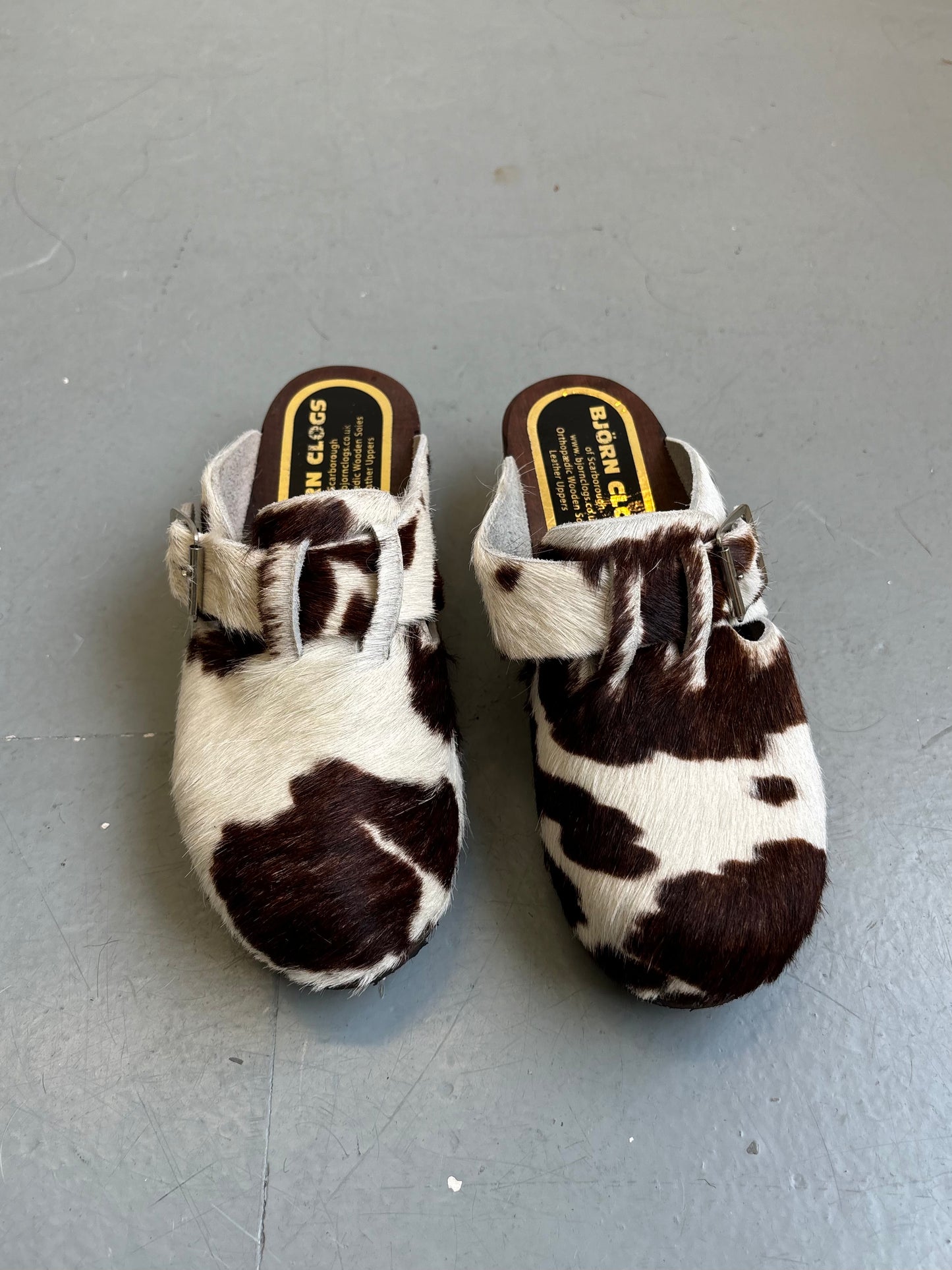 Bjorn Cowhide Clogs